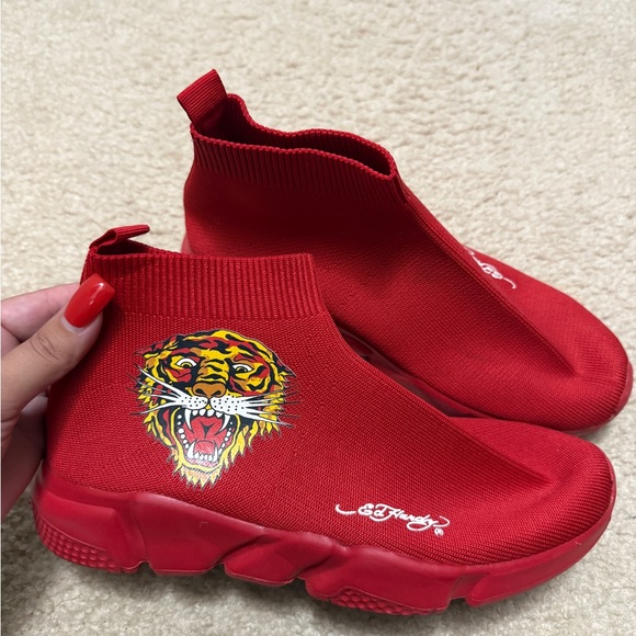 Ed Hardy Vibrant Red Tiger Slip-Ons - Picture 1 of 2